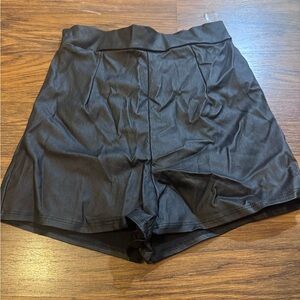 Windsor High Waist Black Shorts